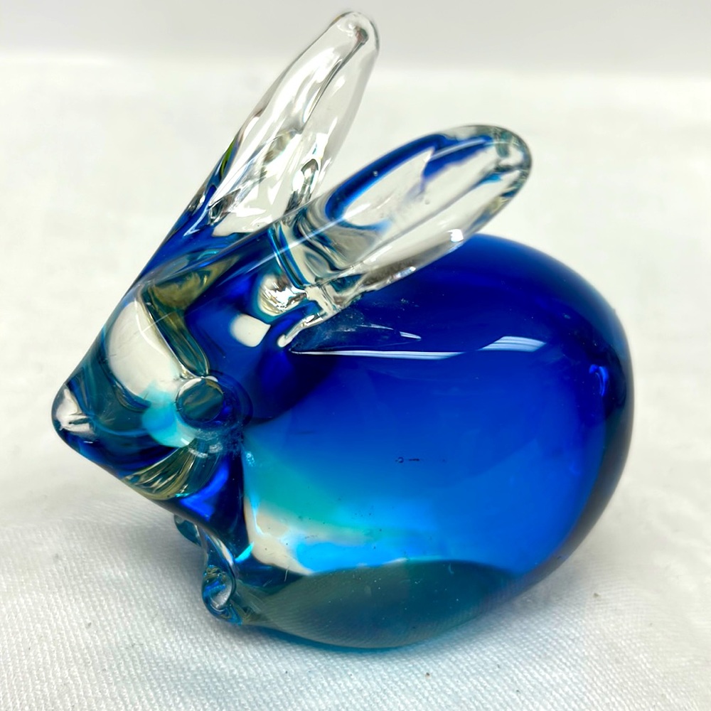 Hand 3x2x3  blown clear and blue glass sitting bunny paperweight/figure
